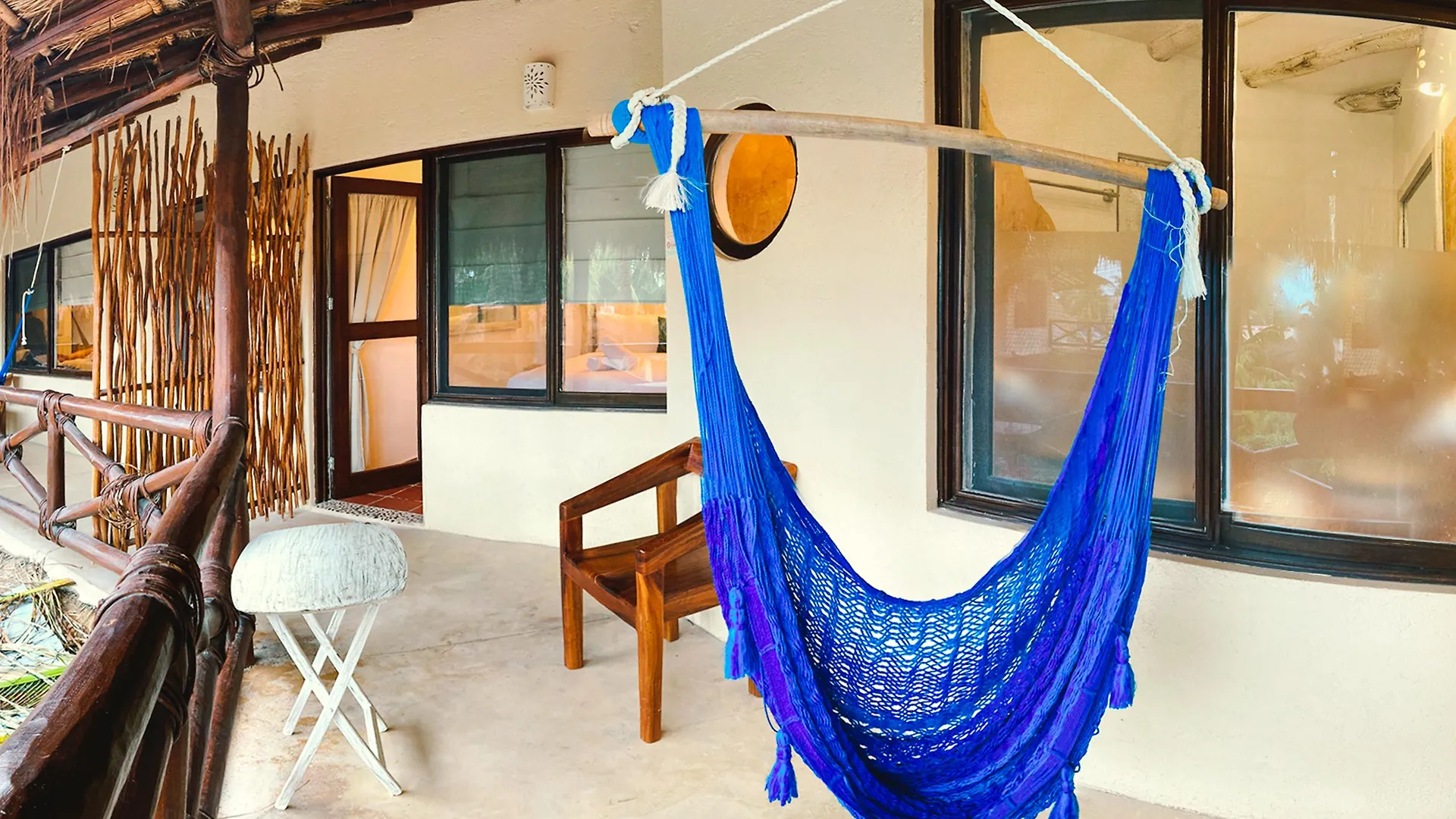 Holbox Dream Beachfront Hotel