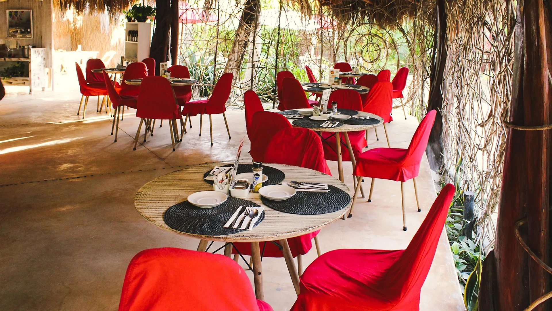 Holbox Dream Beachfront Hotel