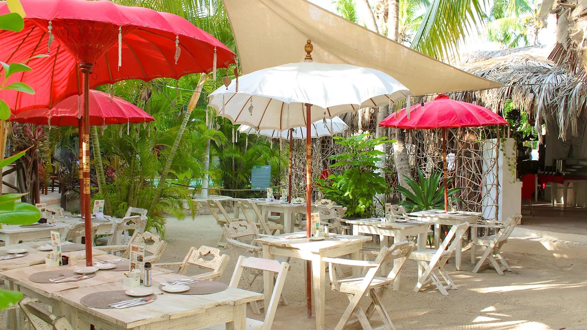 Holbox Dream Beachfront Hotel